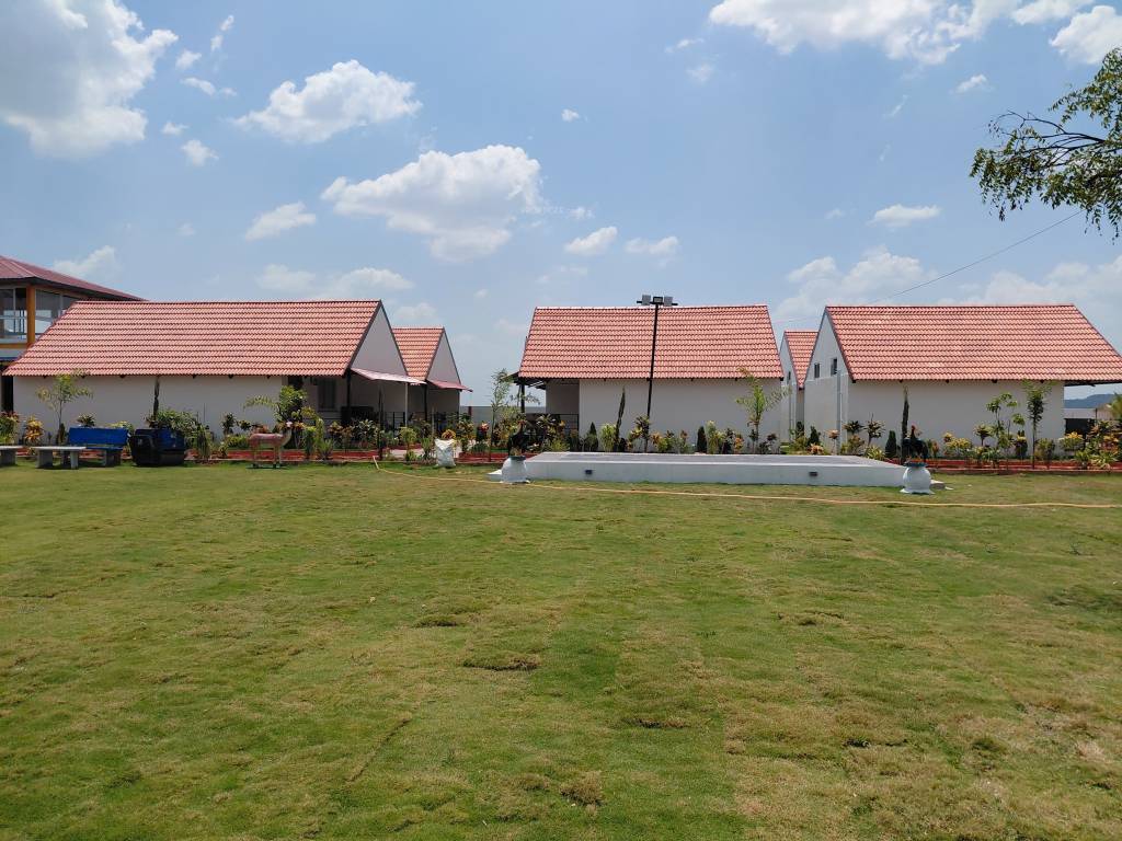  global village Elevation