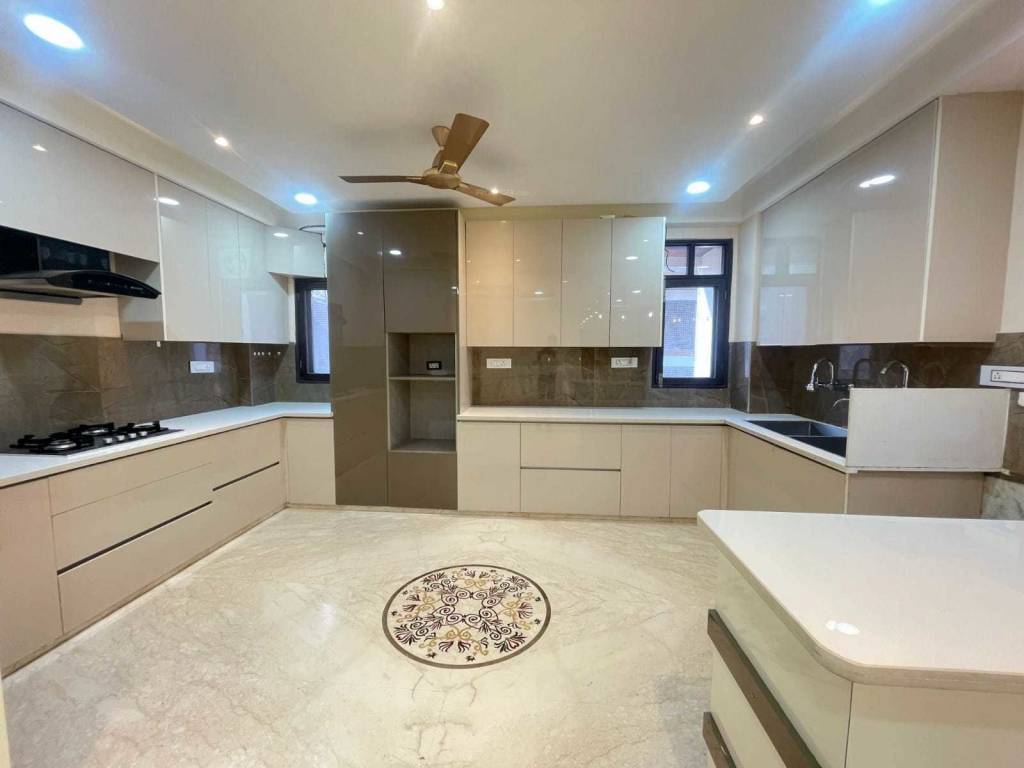  good happen dlf phase 2 Kitchen