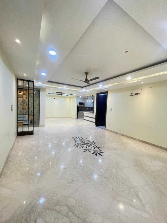  good happen dlf phase 2 Living Area