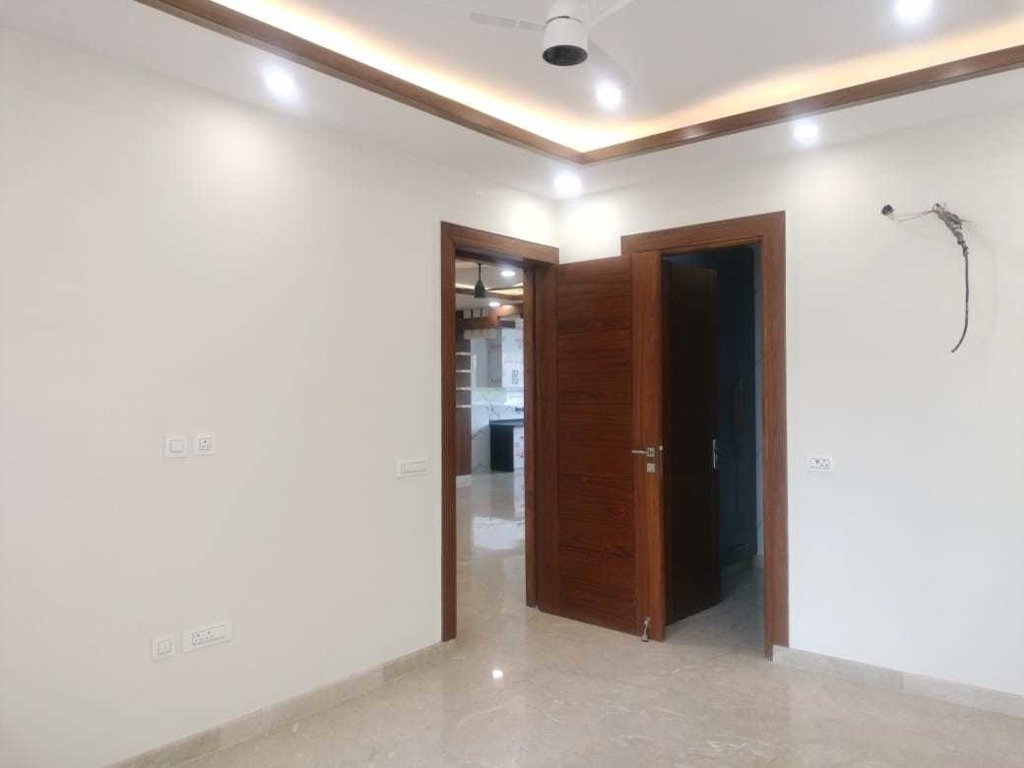  luxury floors Living Area