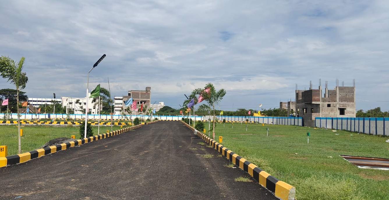  silver leaf castle Plot