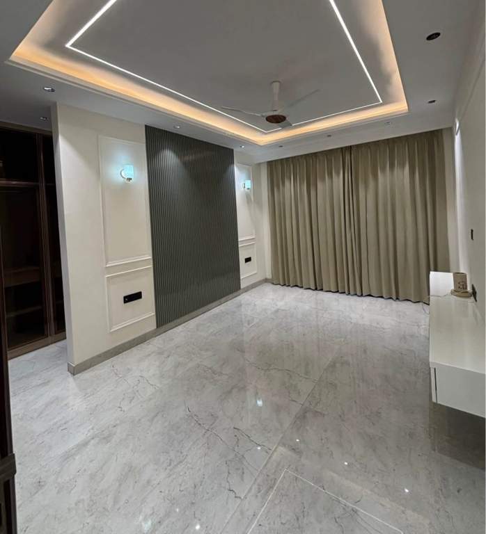  investors desire 1 Living Area