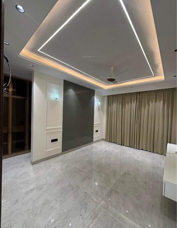  investors desire 1 Living Area