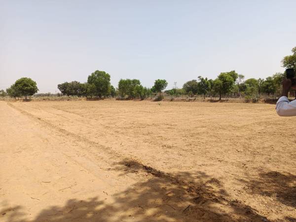 Plot shrihari-vatika Plot