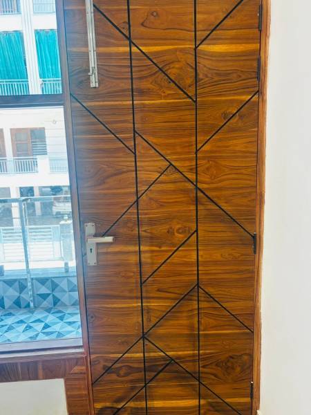 Balcony luxury-builder-floor Balcony