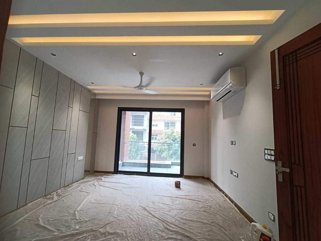  estate ulta luxury floor 15 Bedroom