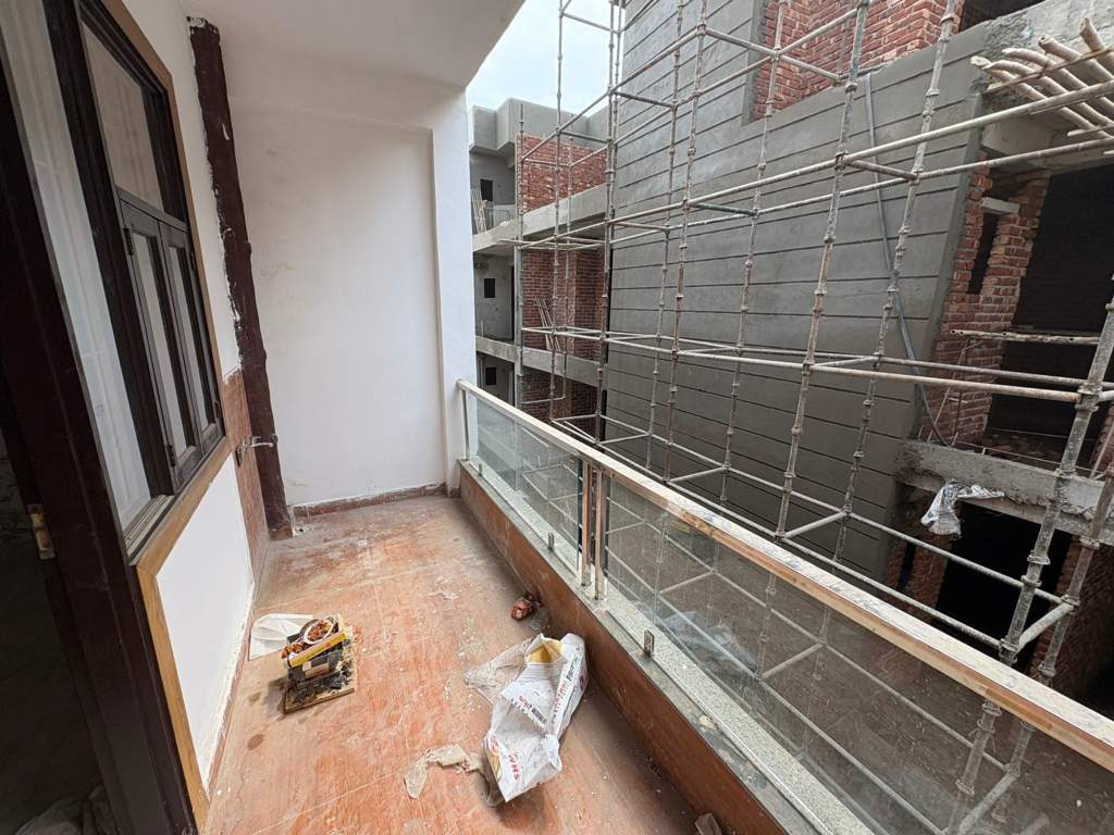  elite enclave Balcony