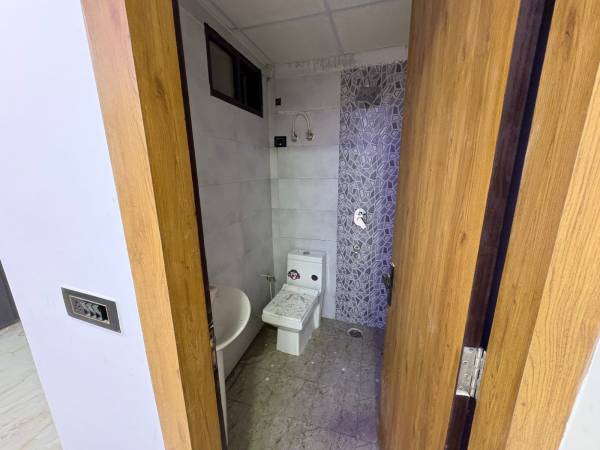  elite-enclave Bathroom