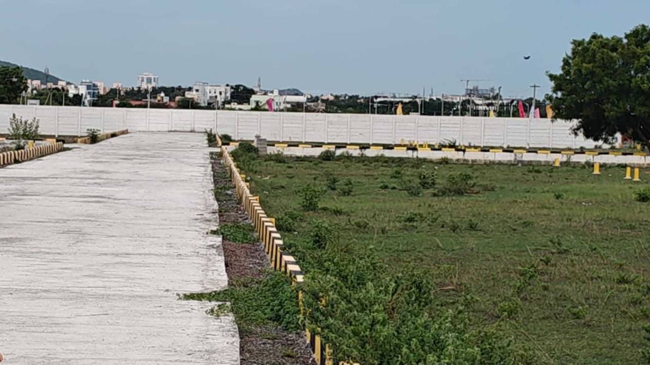  aandal kannan garden Plot