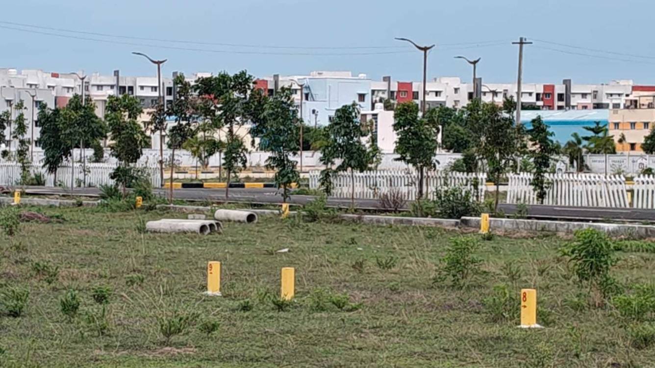  aandal kannan garden Plot