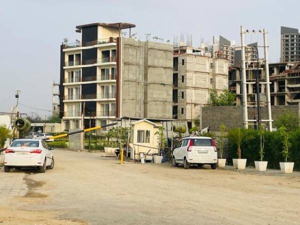  crown Construction Status June-25