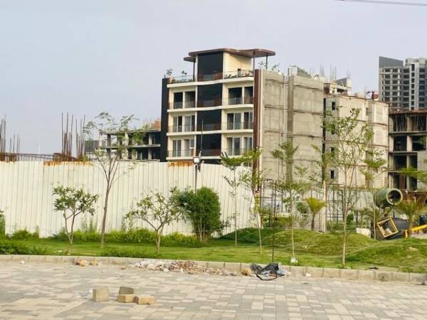  crown Construction Status June-25