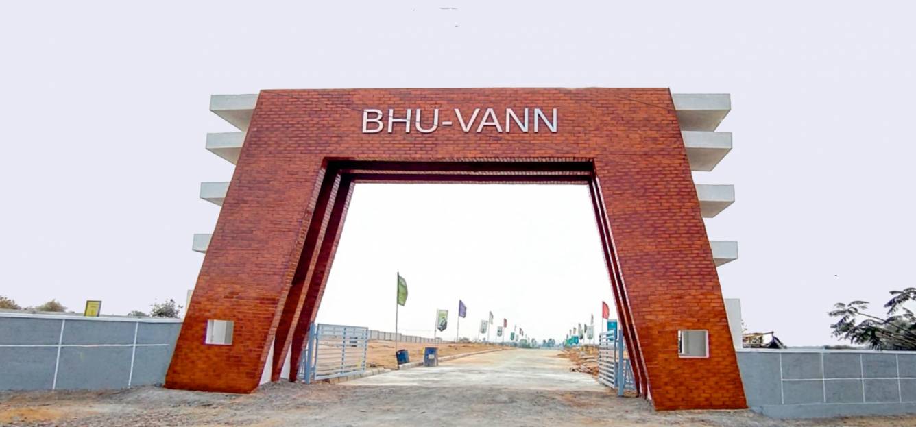  bhu vann Gated Community