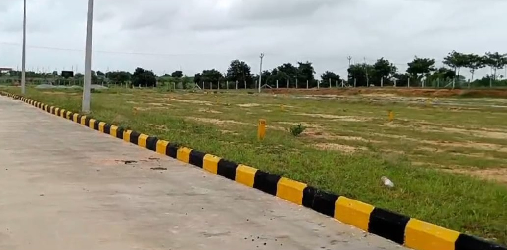  bhu vann Plot