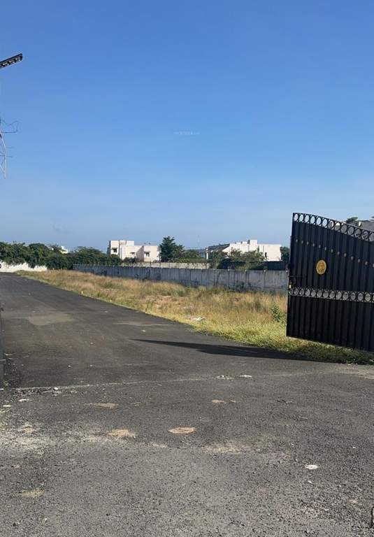  v v avenue Gated Community