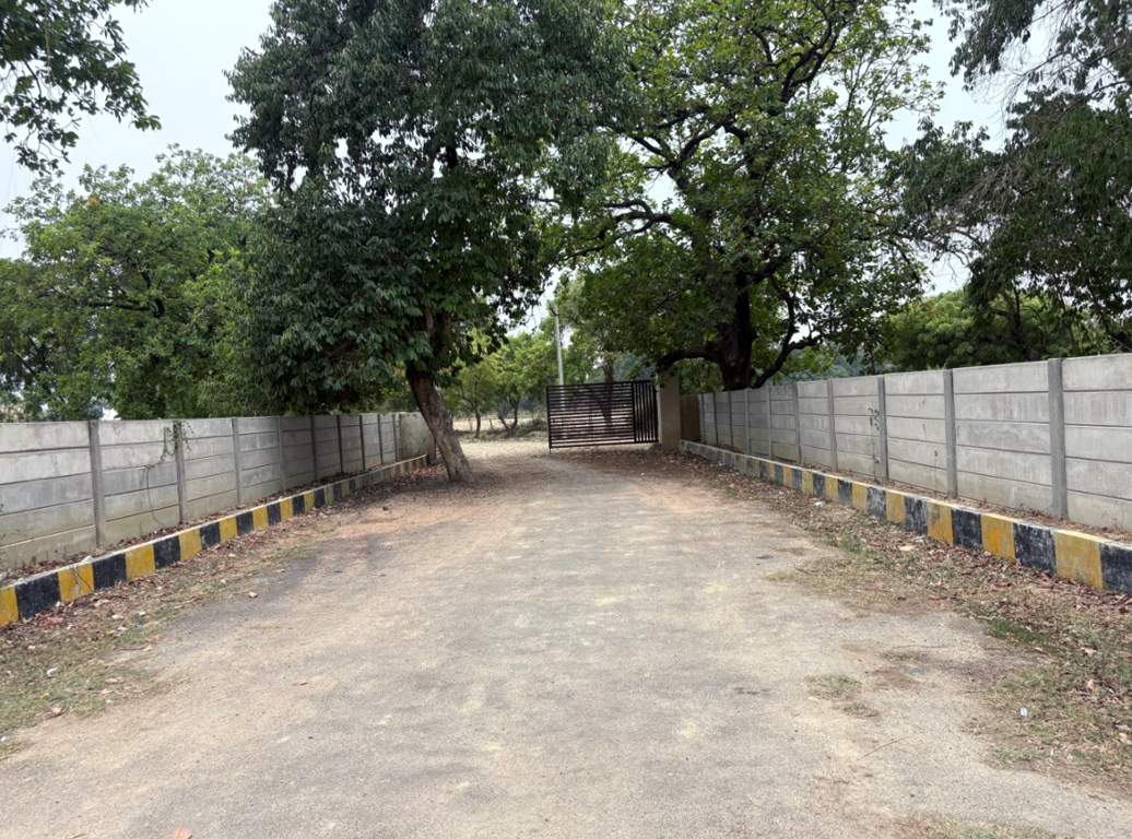  defence paradise lucknow Internal Roads & Footpaths