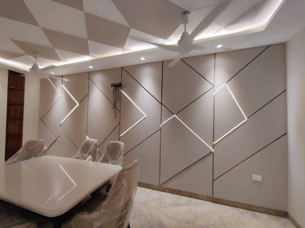  homes ultra luxury builder floors Dining Area