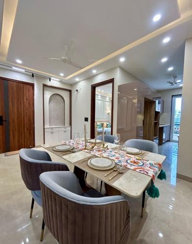  investors-desire-premium-floors Dining Area