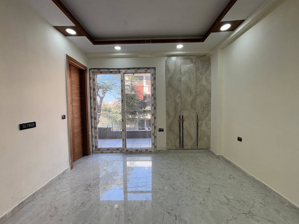  greenfields smart builder floors Balcony