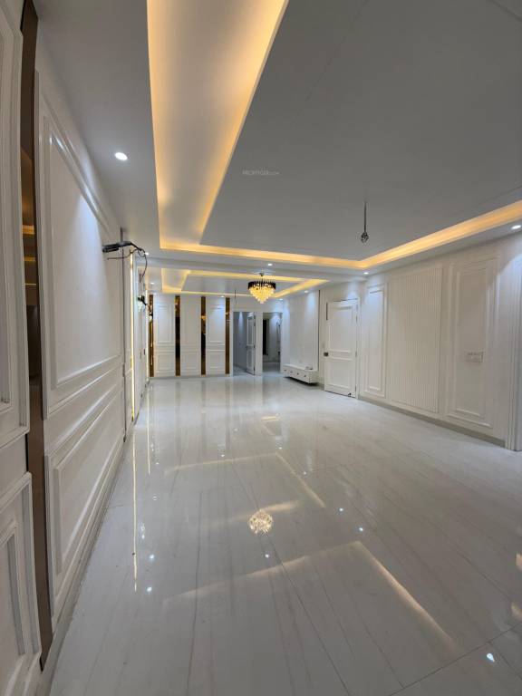 greenfields high end builders floor Living Area