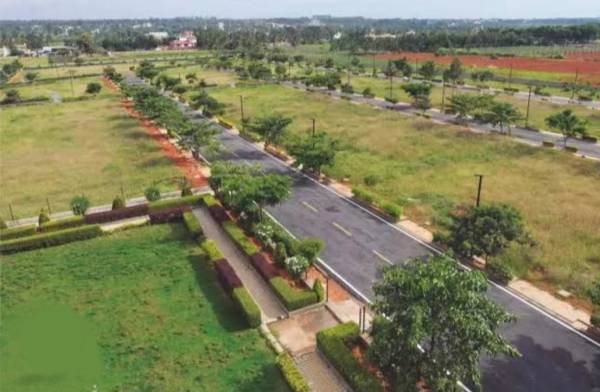  tricity-reserve Internal Roads & Footpaths