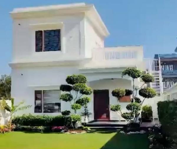 Elevation garden-villa Elevation