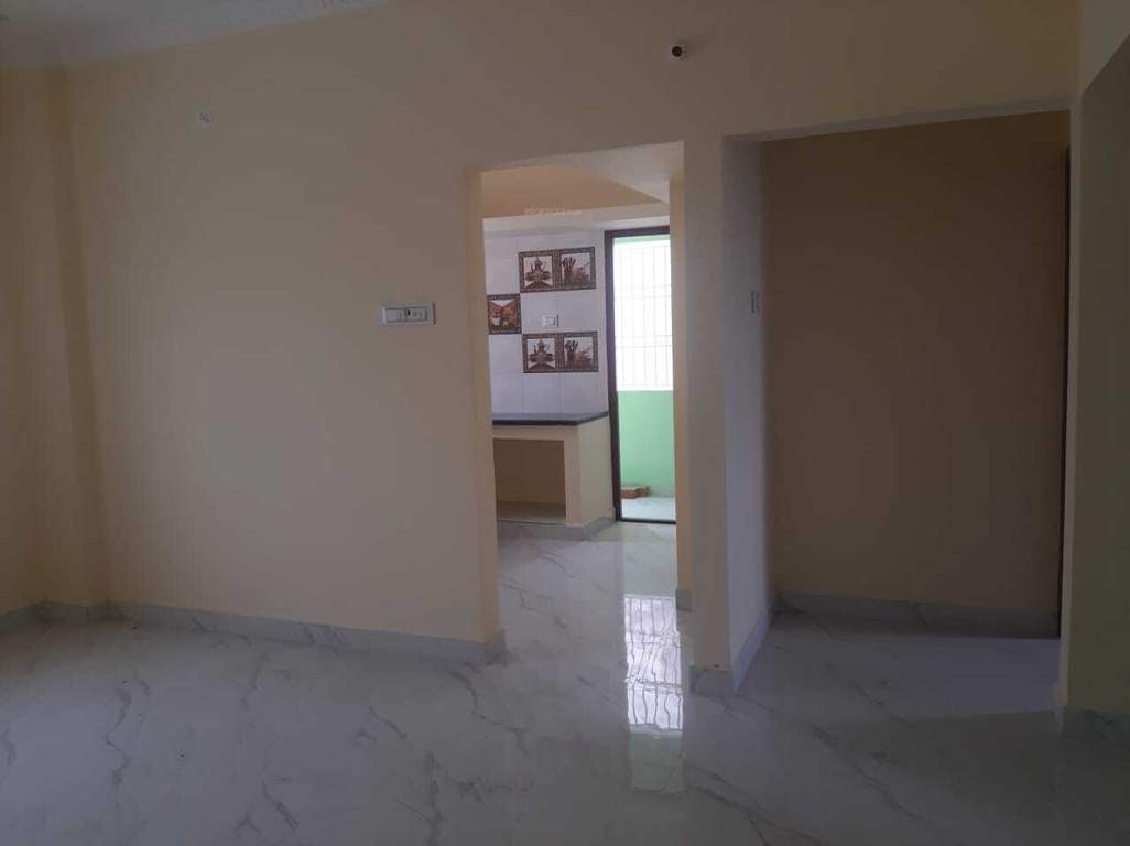  sri om Living Area