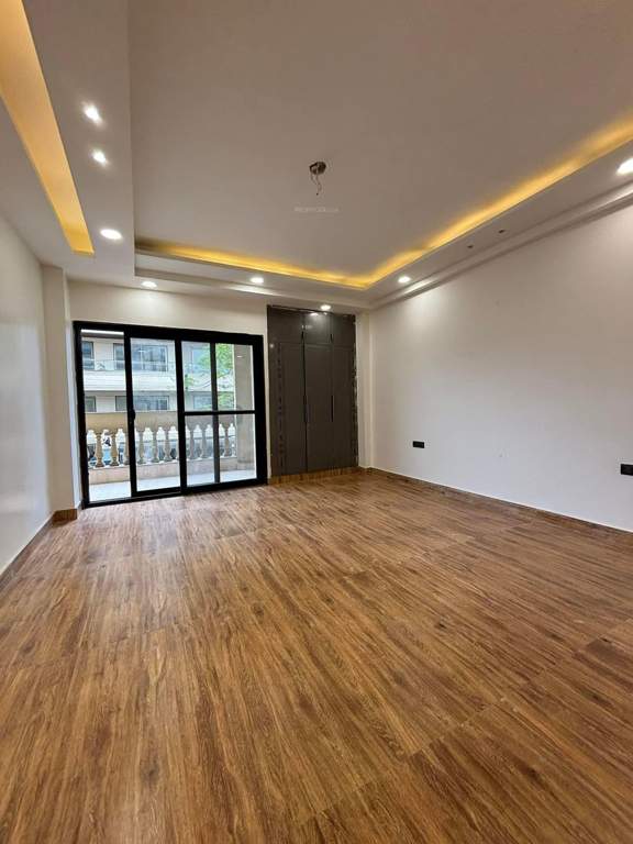  greenfields grandeur builder floors Living Area