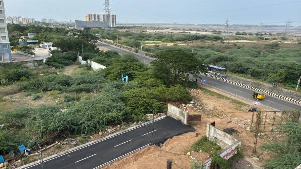  regalia Internal Roads & Footpaths