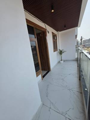  golden-premium-floors Balcony