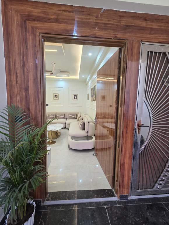  golden premium floors Living Area