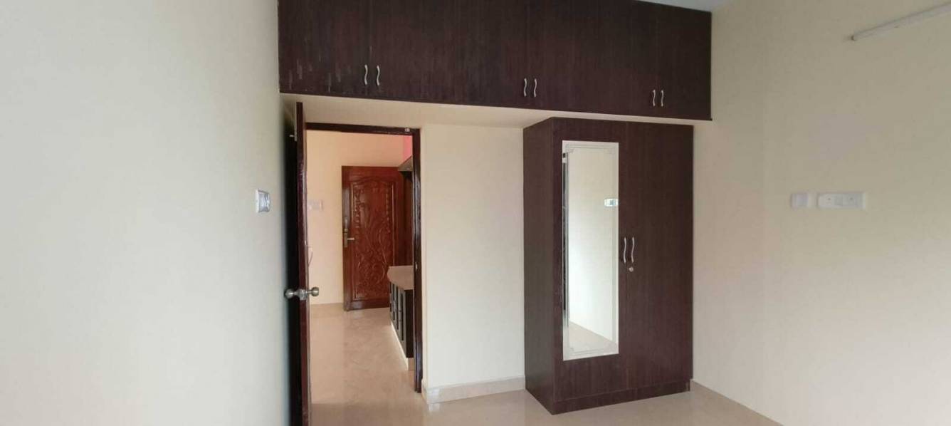  royal homes phase 2 Bedroom