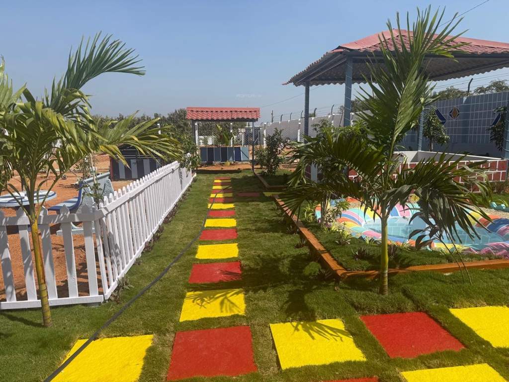  green city Landscaped Gardens