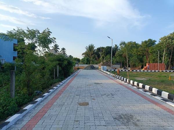  sri-vyssnavi-avenue Plot