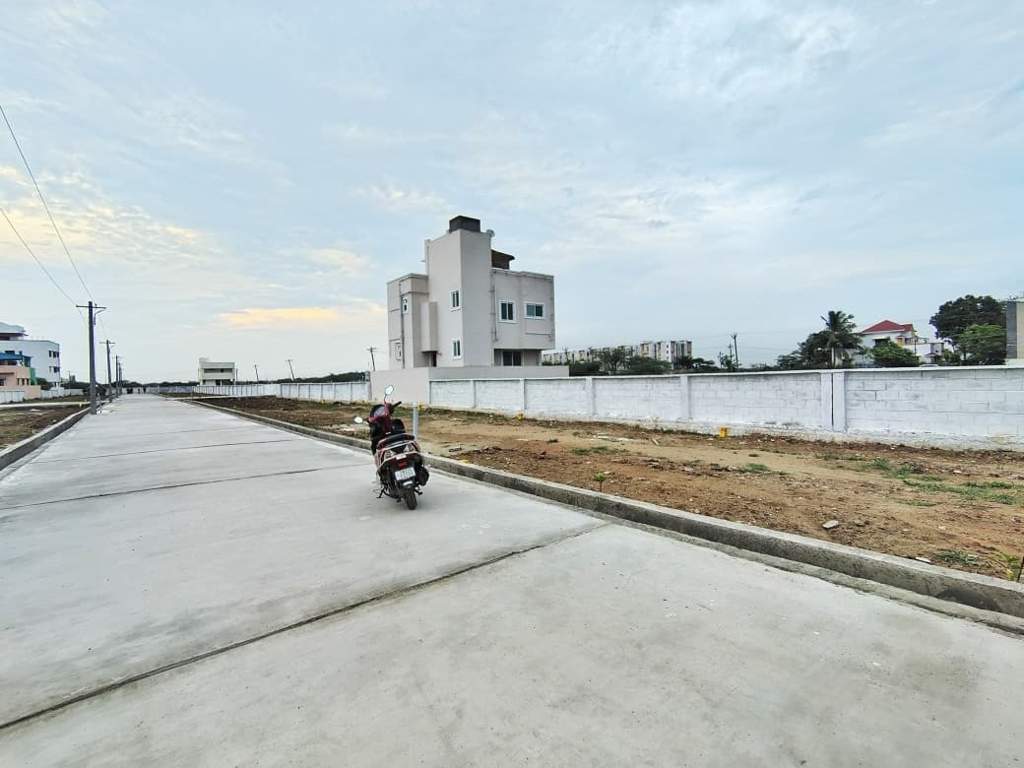  pearl surya enclave Plot