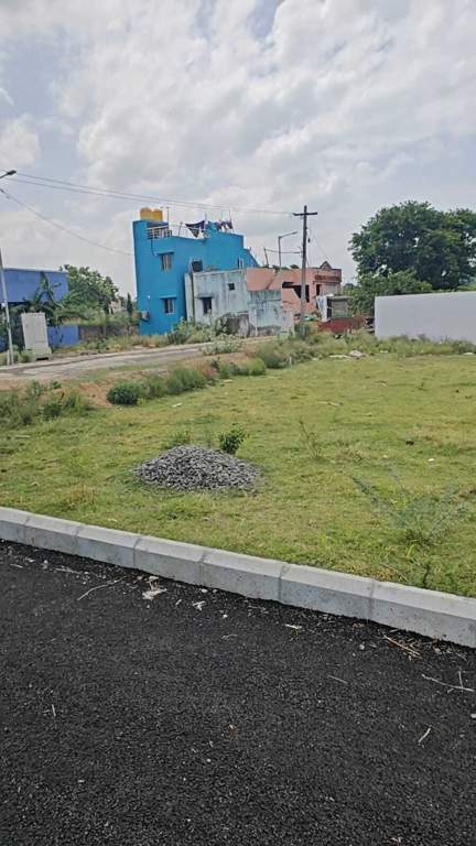  manish avenue Plot