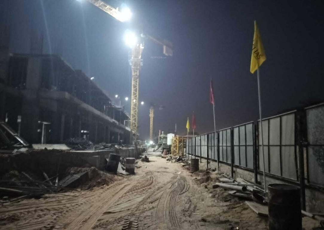  the amelias  The Amelias Construction Status July 25