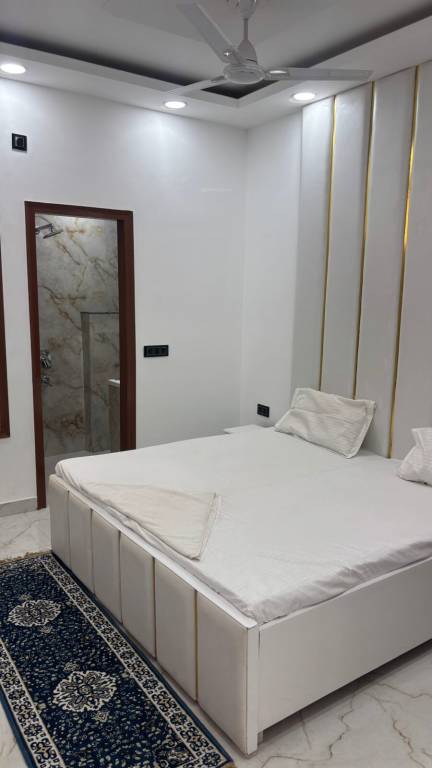  royal residency Bedroom