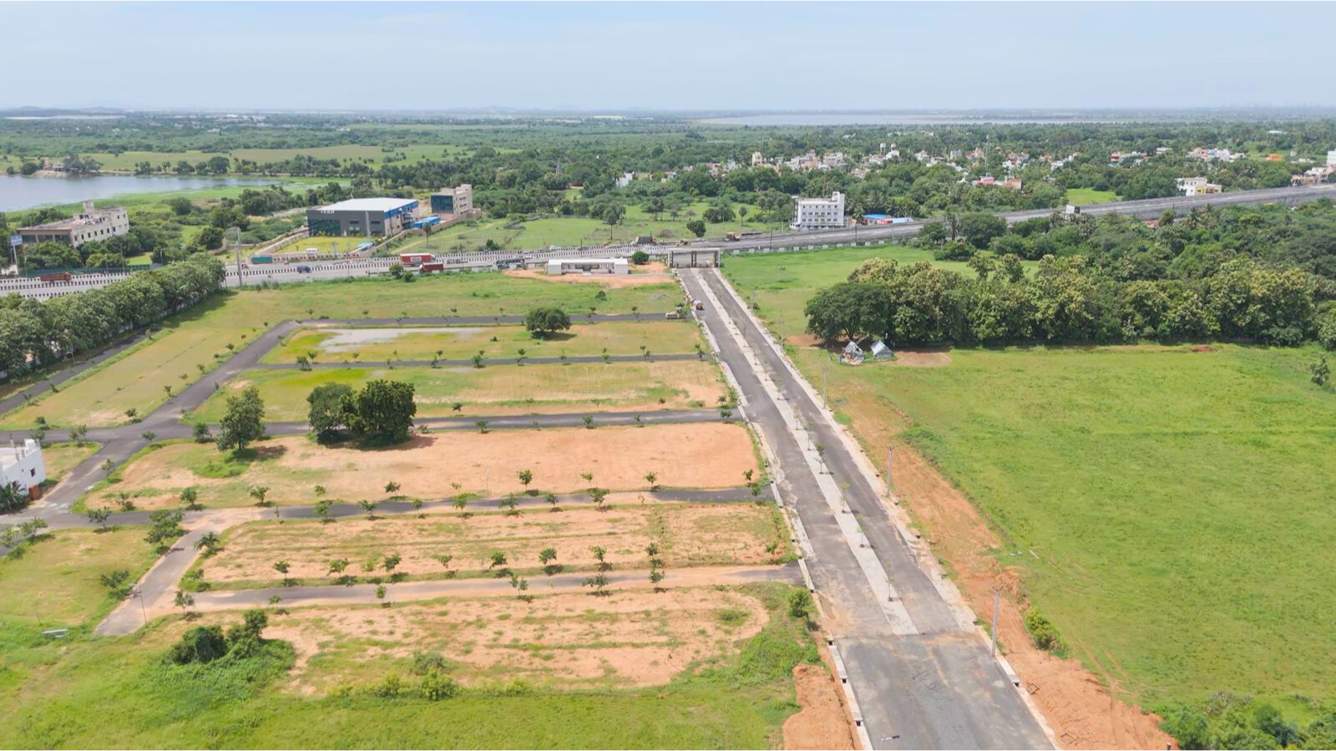  saar grand magnum city phase 3 Plot