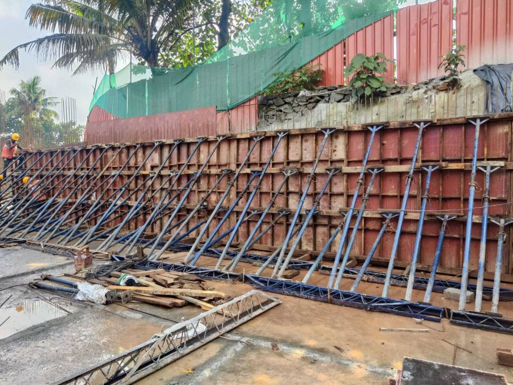  laurels Construction Status July 25