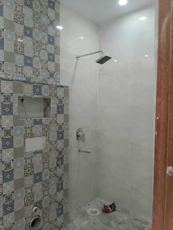 luxury floor Bathroom