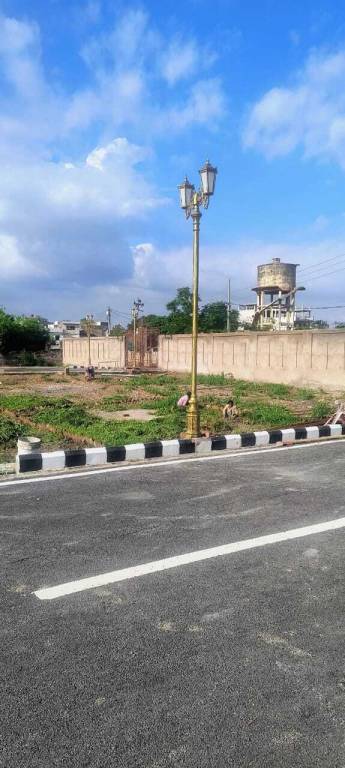  aishbagh gardens Plot