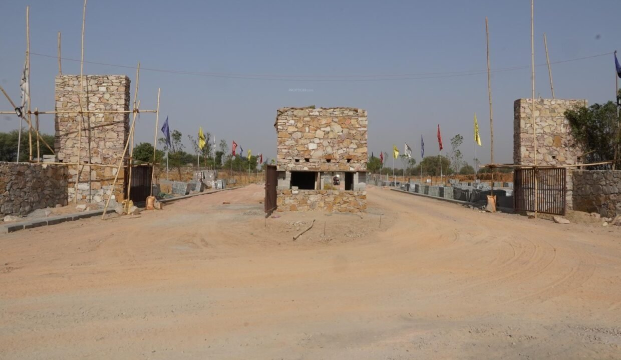  landmark iii Construction Status Aug 25