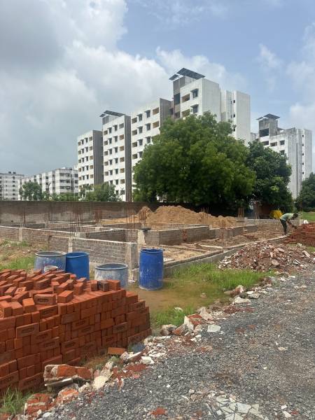  meridian-majesty Construction Status Sept-25