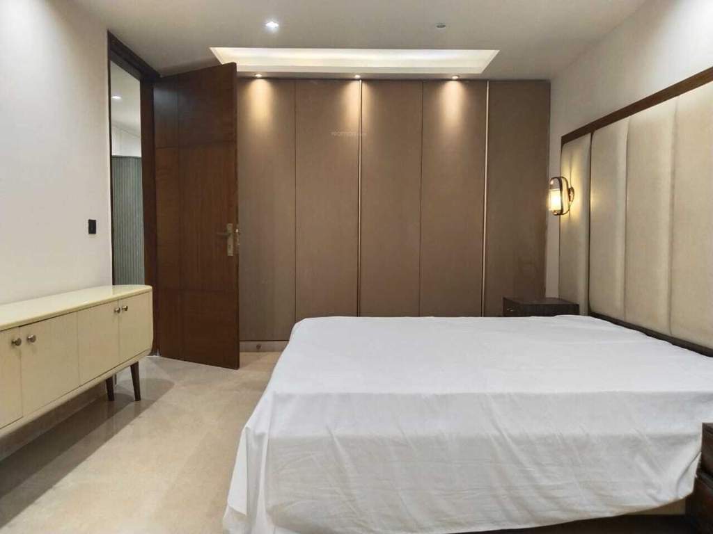  luxury floors dlf phase 1 Bedroom