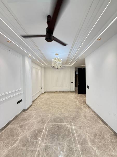  luxury-floors-dlf-phase-2 Lobby