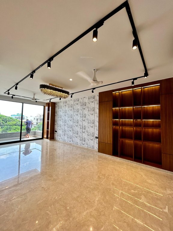  luxury floors Living Area