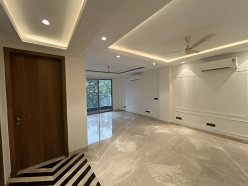 luxurious floors Living Area