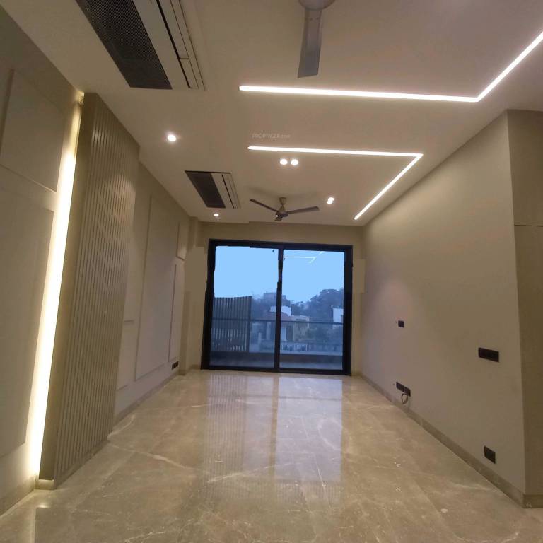 luxurious floors Living Area