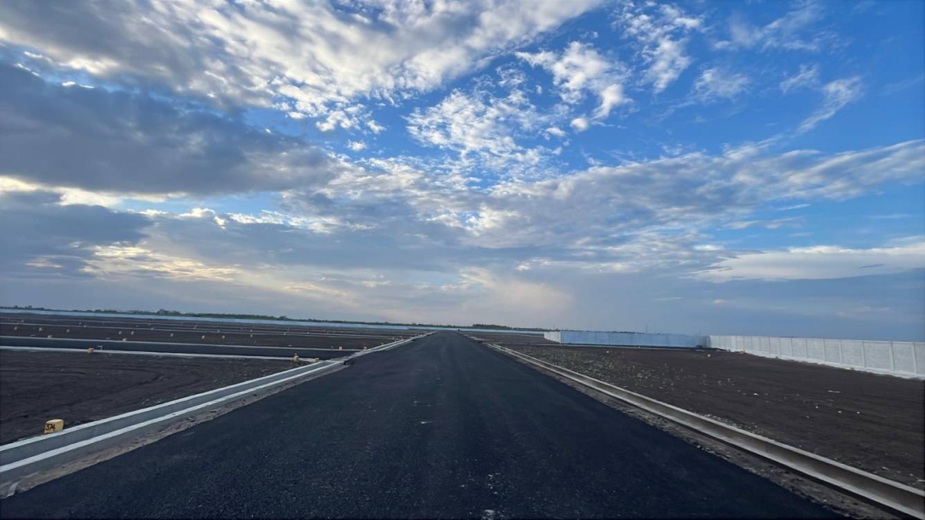  silver city phase i Plot